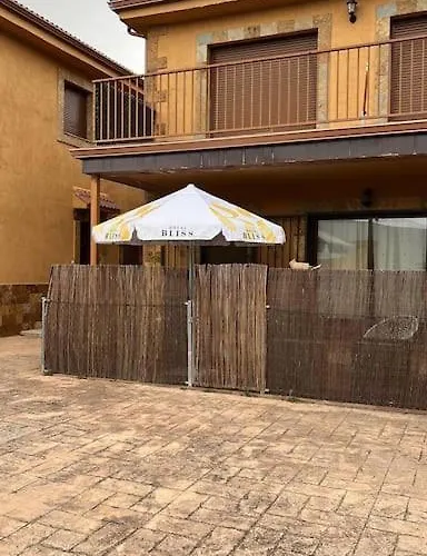 La Casita Del Pozo De Paredes