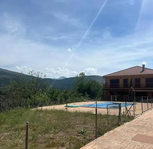 La Casita Del Pozo De Paredes * Navacepeda de Tormes